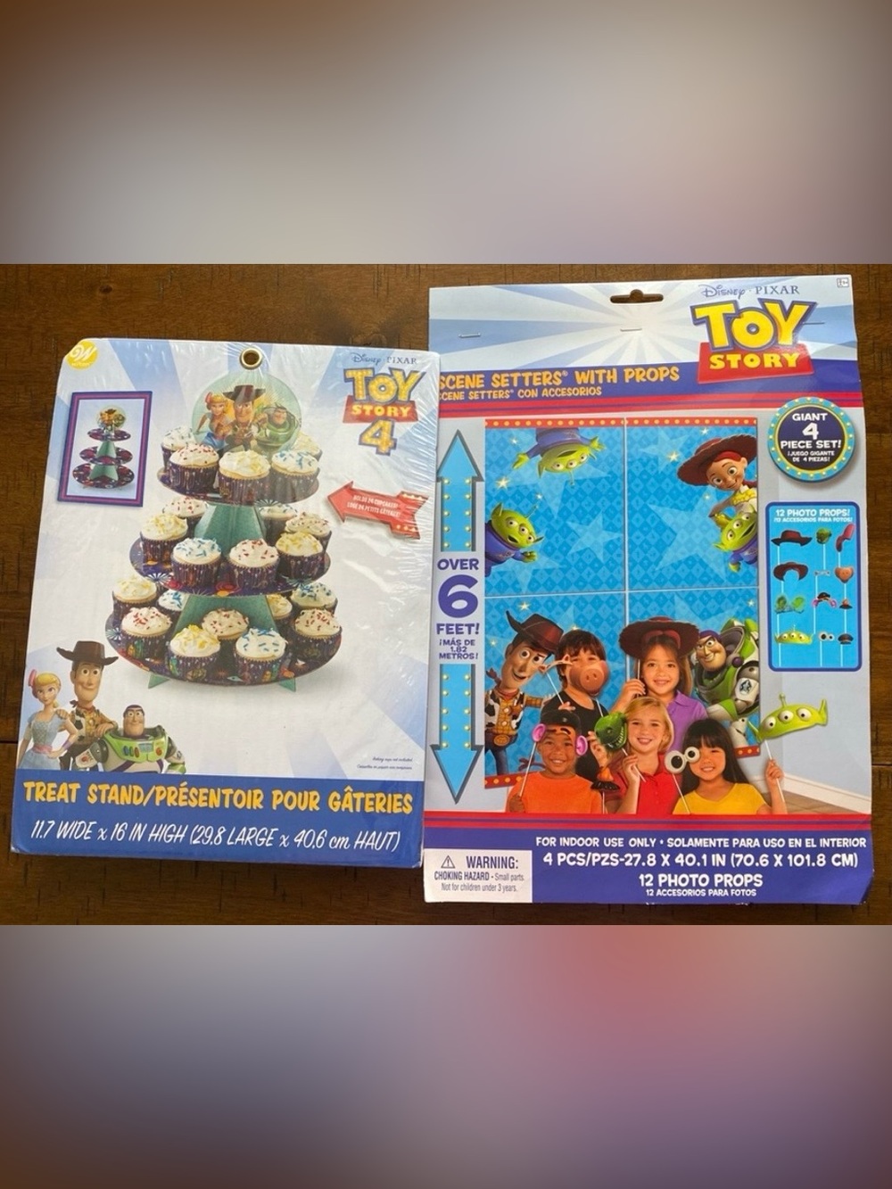 •NIP•{2} Toy Story Cupcake Stand + Scene Setter With Photo Booth Props🤠🎈🧁
